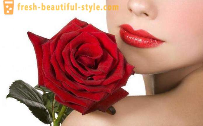 Kvepalai Montale rožių muskusas: apžvalgos, skonis aprašymas, nuotraukos