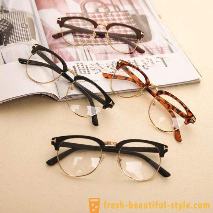 Branding akiniai su skaidraus stiklo: funkcijos, modeliai ir atsiliepimai