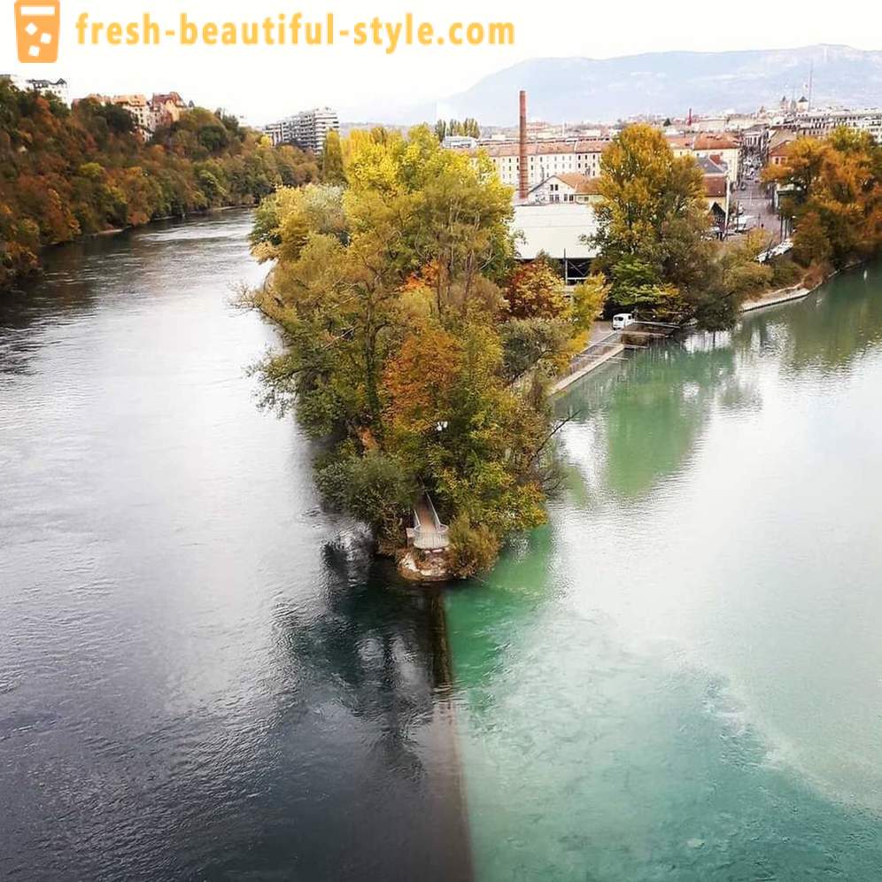 Susitikimo vieta dviejų upių su įvairių spalvų vandens