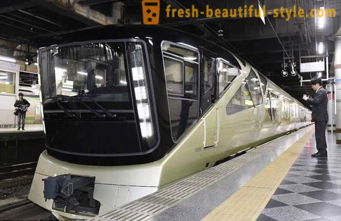 Shiki-Shima - unikali japonų prabangus traukinys