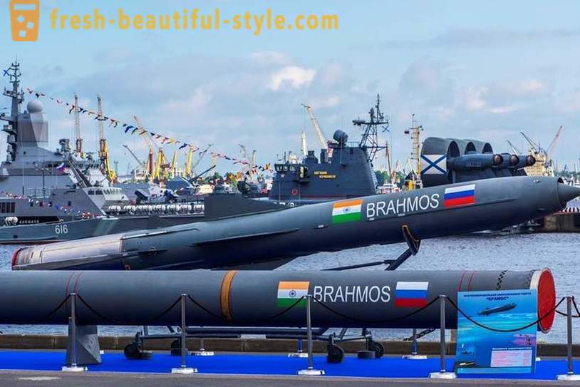 Didžiausi kariniai projektai tarp Rusijos ir Indijos