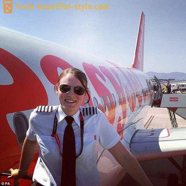 26-metų britas - jauniausias kapitonas yra lėktuvo pasaulyje