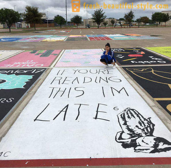 Amerikos studentai buvo leista piešti savo automobilio stovėjimo vietą