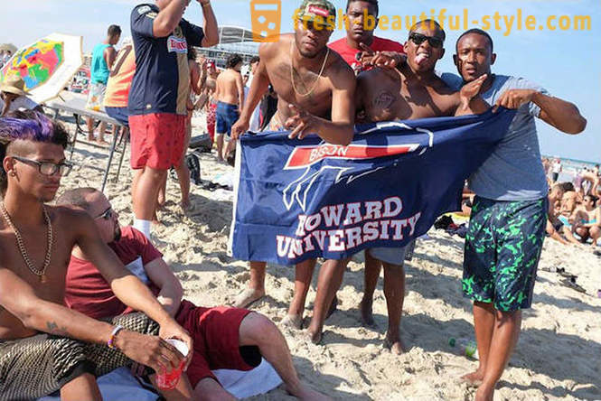 Kaip Amerikos studentai praleidžia savo atostogas Majamyje