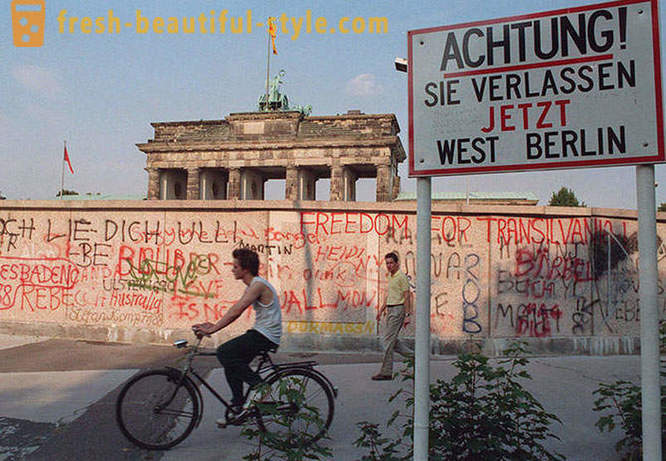 Berlyno sienos griuvimas