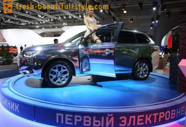 Maskvos automobilių parodoje 2014