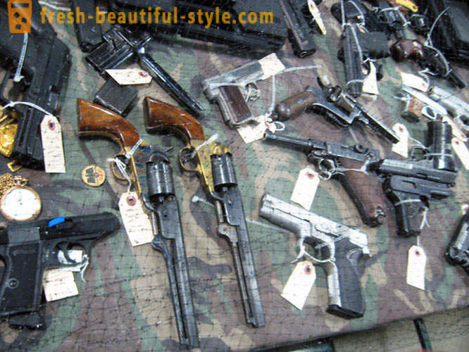 Parodų ir pardavimas ginklų JAV