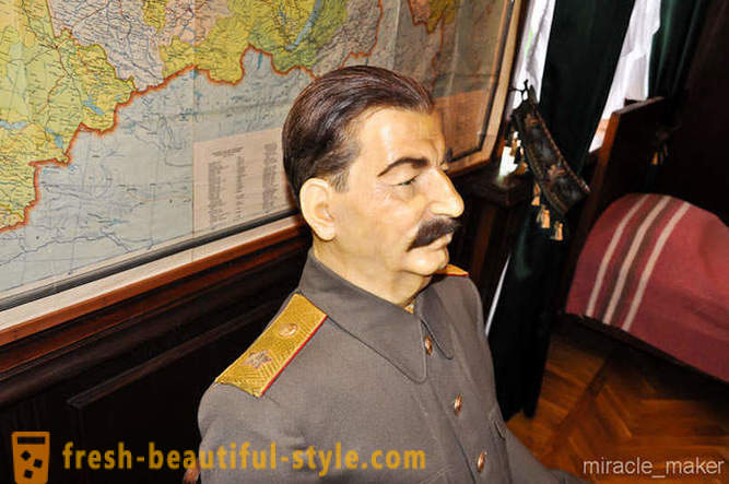 Ekskursija po Stalino vasarnamį