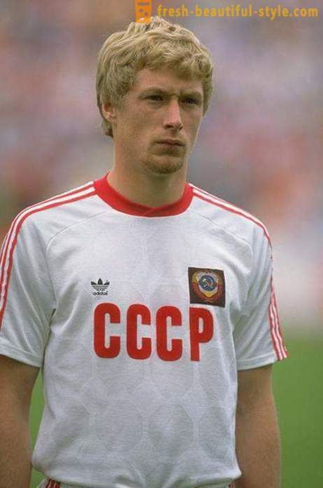 Alex Mickle, ukrainiečių futbolininkas: biografija, šeima, futbolininko karjerą