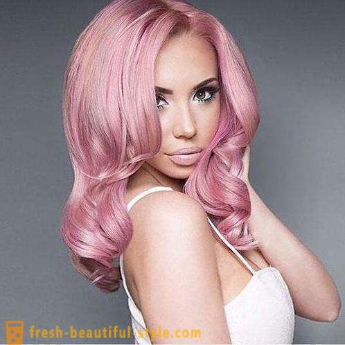 Rožinė plaukai: kaip pasiekti norimą spalvą?