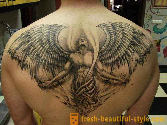 Vyriški tatuiruotė ant nugaros: privalumai, trūkumai ir pasirinkimo eskizai.